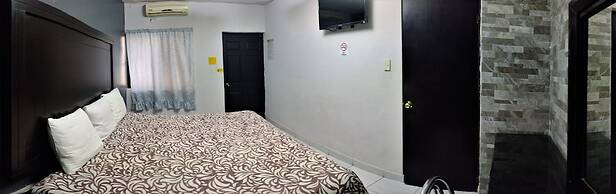 Hotel Laguna Inn