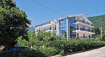 M-Club Hotel