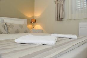 M-Club Hotel