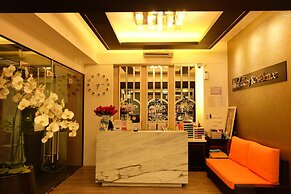 The Luxury Residence