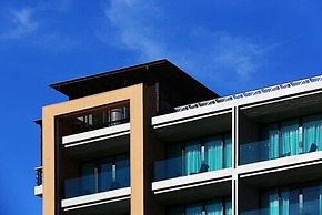 Montana Hotel