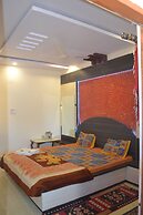 Hotel Satpura Safari