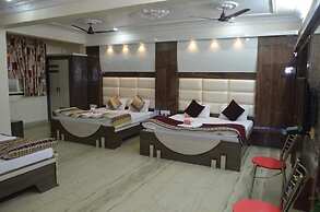 Hotel Ganpati Plaza
