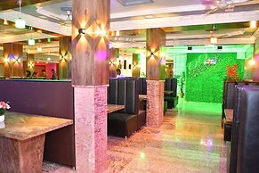 Hotel Ganpati Plaza