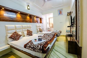Hotel Ganpati Plaza