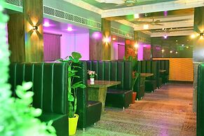 Hotel Ganpati Plaza