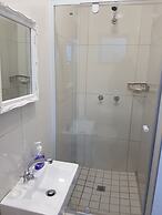Valley Heights Guest House B&B
