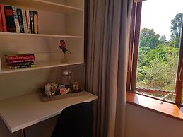 Valley Heights Guest House B&B