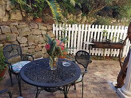 Valley Heights Guest House B&B