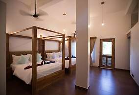 Dunhill Beach Resort
