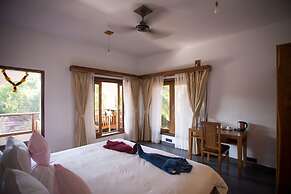 Dunhill Beach Resort