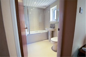 Laichmoray Hotel