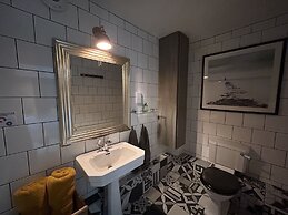 Worth House