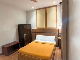 Metro Pines Inn