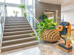 Metro Pines Inn