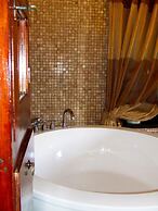 Ariadne Eco Retreat