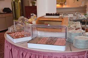 Hotel & Restaurant Castell