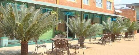 Pearl Highway Hotel