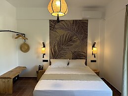 Armeno Resort and Armeno Annex