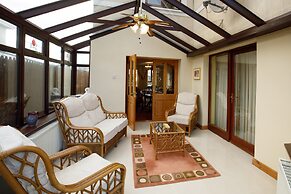 Old Fort Lodge