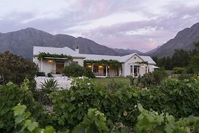 Cape Vue Country House