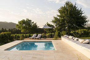 Cape Vue Country House