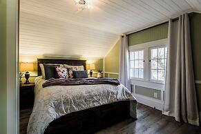 Kelowna Bed & Breakfast (CHATHAM HOUSE)