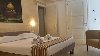 Up Room & Suite