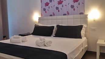Up Room & Suite