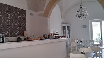Up Room & Suite
