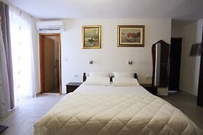 Golden Gate Rooms