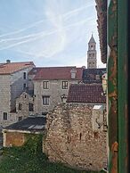 Golden Gate Rooms