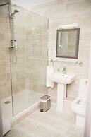 Luxury Executive Serviced Apartment