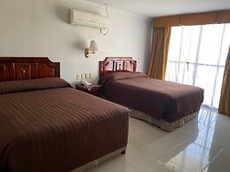Grand Royal Tampico