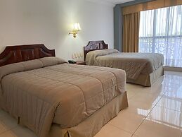 Grand Royal Tampico