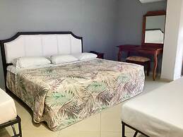 Grand Royal Tampico