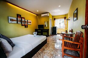 Phoemphoon 2 Hotel