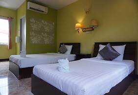 Phoemphoon 2 Hotel