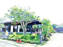 Azana Green Resort Pracimantoro