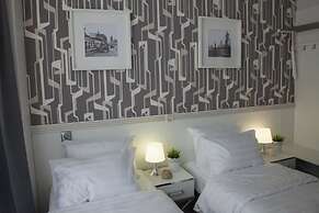 Metro Hotel