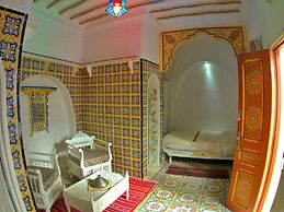Dar Baaziz