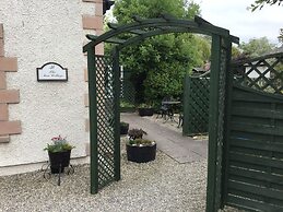 Inverness Apartments - New Cottage