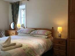 Inverness Apartments - Old Cottage