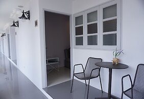 Nan Nakara Boutique