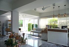 Nan Nakara Boutique