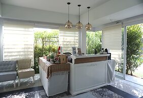 Nan Nakara Boutique