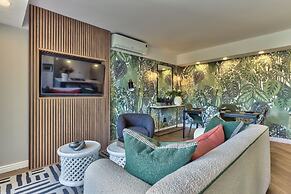 437 St Martini Gardens