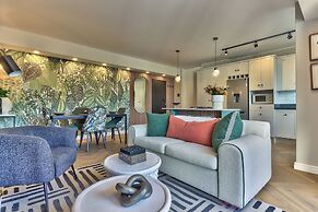 437 St Martini Gardens
