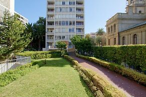 437 St Martini Gardens