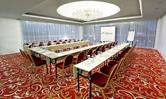 Grand Asrilia Hotel